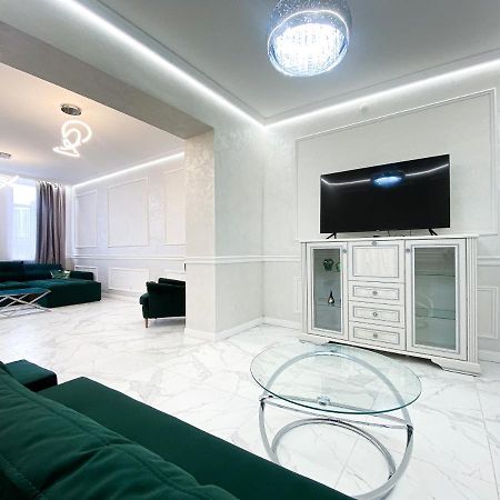 Tamanska Apartments Lviv Exteriör bild